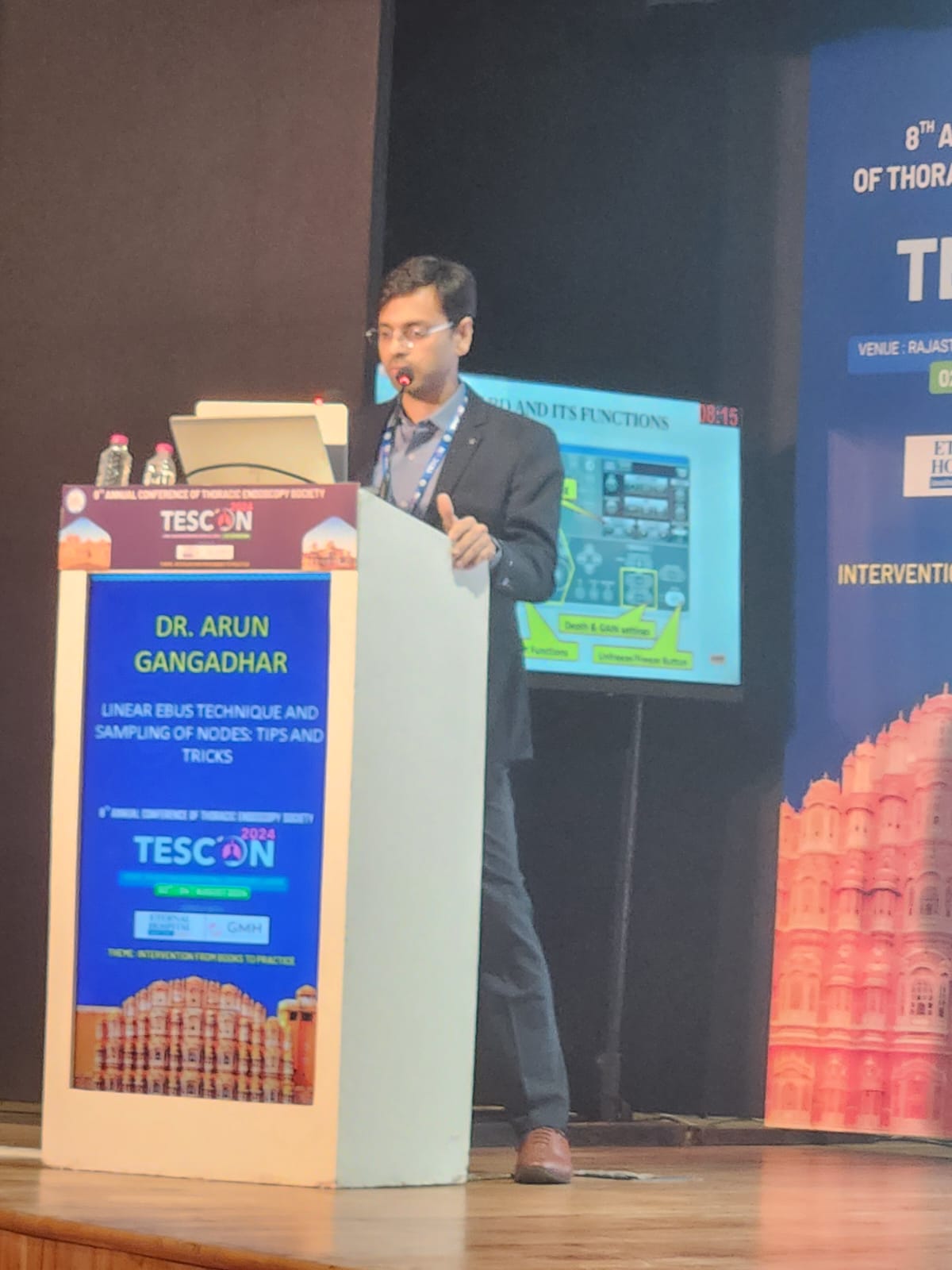 Dr. Arun Gangadhar speaking at TESCON 2024 on linear EBUS technique